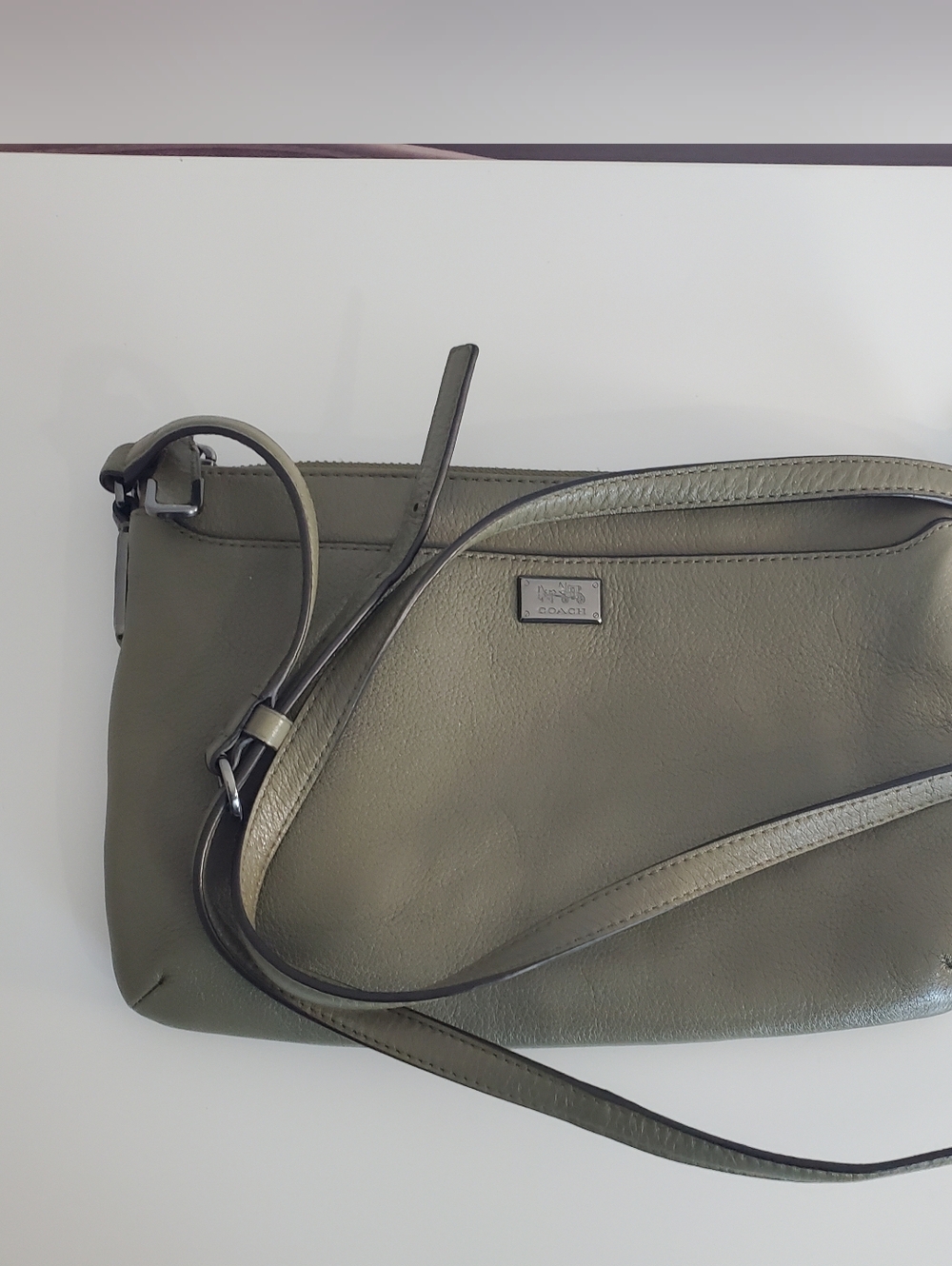 COACH MADISON LEATHER EAST WEST SWINGPACK OLIVE GREY ANTIQUE NICKEL - Picture 10 of 16